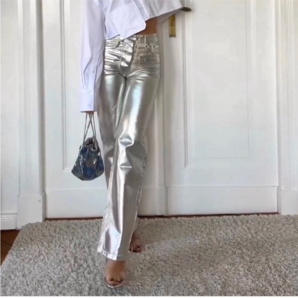 COPY - Zara “ZW Mid-Rise Boyfriend Jeans”